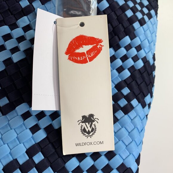 WILDFOX Large Woven Double Handle Tote Bag Blue/Navy NWT $125 - Picture 4 of 7